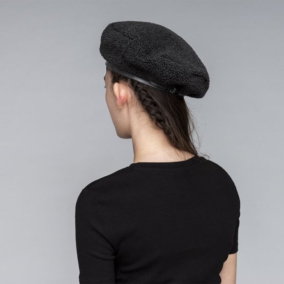 Kangol Plush Reversible Beret - Picture 3 of 5